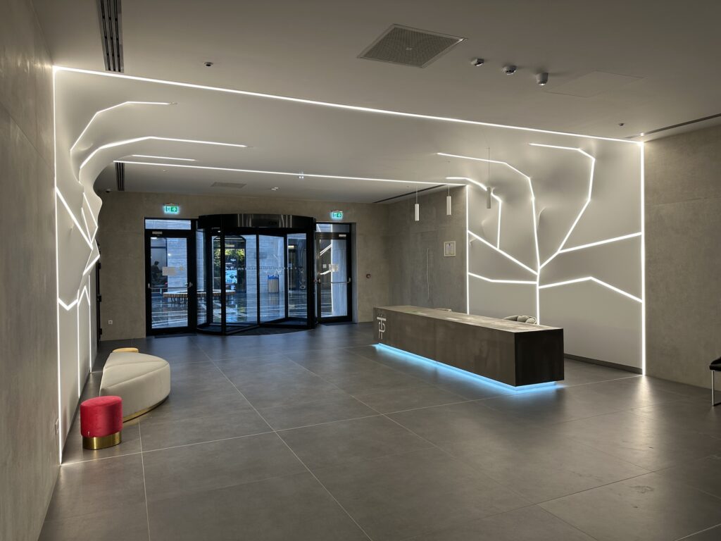 generálkivitelezés Budapest Tópark Lobby